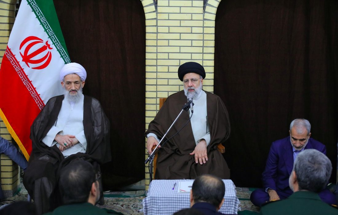 حقطلبی مقابل نظام سلطه به برکت خون شهداست