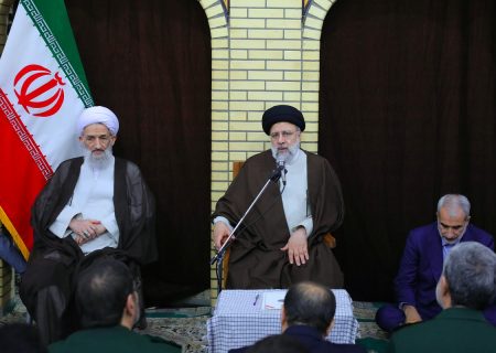 حق‌طلبی مقابل نظام سلطه به برکت خون شهداست