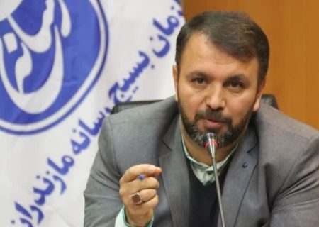 اهدای «نشان قلم» زنده‌یاد جابر معافی به خبرنگاران برجسته
