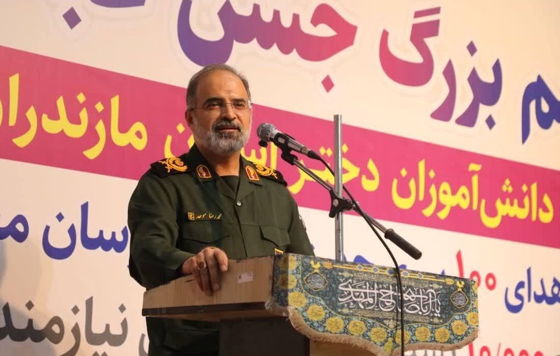 اهدای ۱۰۰ جهیزیه و ۱۰ هزار بسته معیشتی